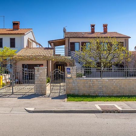 Apartment Christina Pula Dış mekan fotoğraf