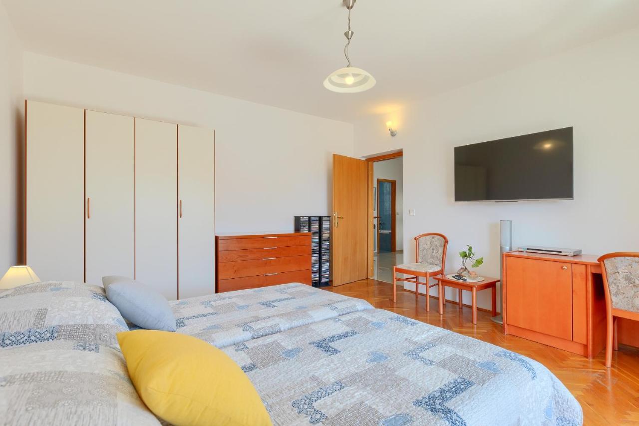 Apartment Christina Pula Dış mekan fotoğraf
