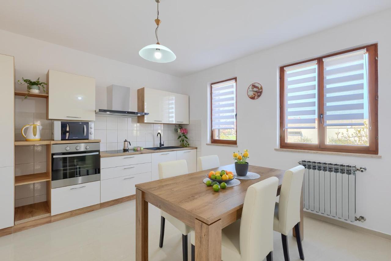 Apartment Christina Pula Dış mekan fotoğraf